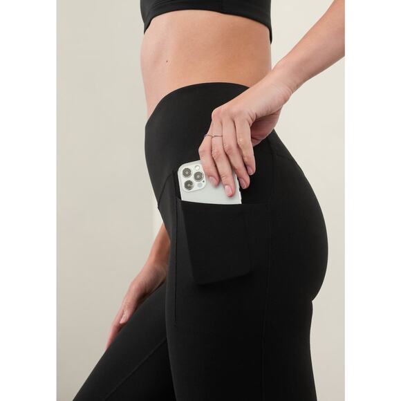 ATHLETA Salutation Stash Flare Pant XS Black - Picture 2 of 8